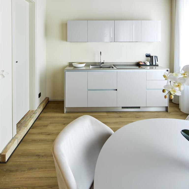 SARPI Apartments & Suite - Camera Matrimoniale Deluxe con 1 Letto Supplementare - 18