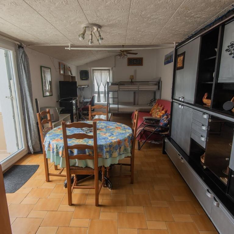 Appartement Confort 57 m2 avec terrasse parking couvert - Appartement 1 Chambre - 11