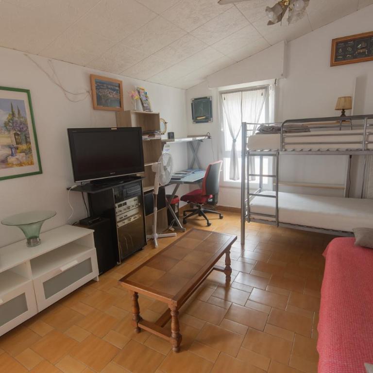 Appartement Confort 57 m2 avec terrasse parking couvert - Appartement 1 Chambre - 12