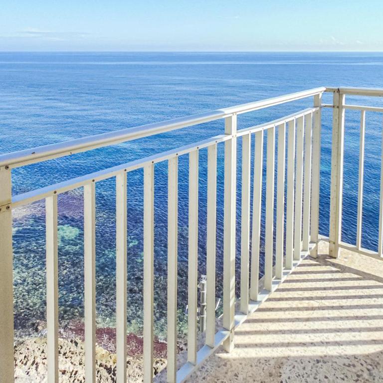 Awesome Apartment In Torrevieja - Apartamento de 3 dormitorios - 17
