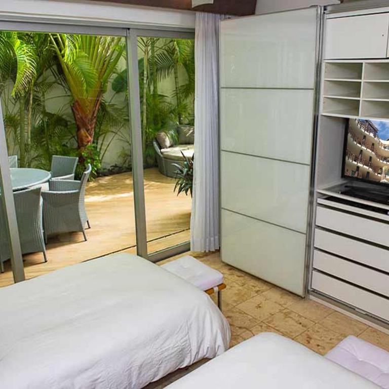 Magia Beachside Condo - Two-Bedroom Apartment - 28