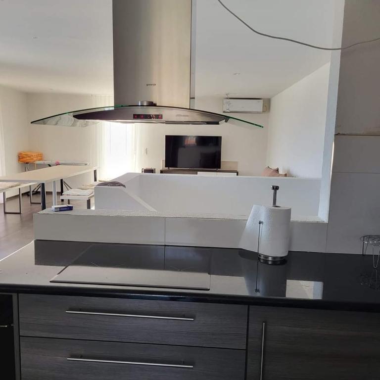 Apartmani Sutomore Tri Palme - Penthaus Apartman sa 4 Spavaće Sobe - 9