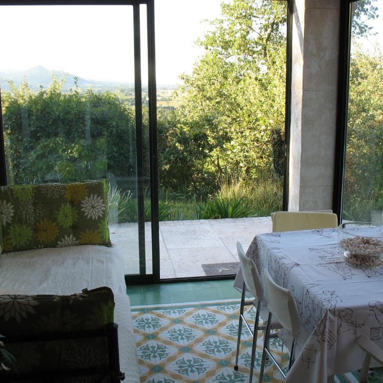 B&B La Cigaline - Chambre Double - Vue sur Jardin - 10