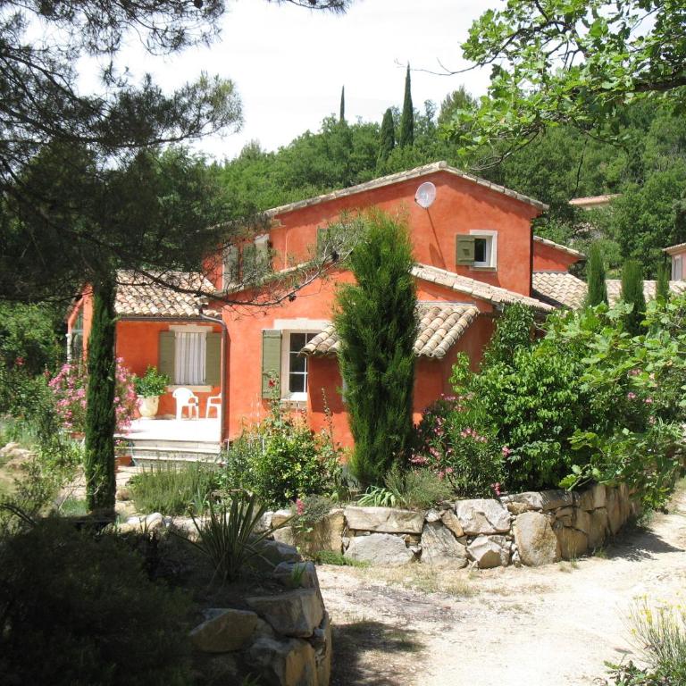 B&B La Cigaline - Chambre Double - Vue sur Jardin - 1