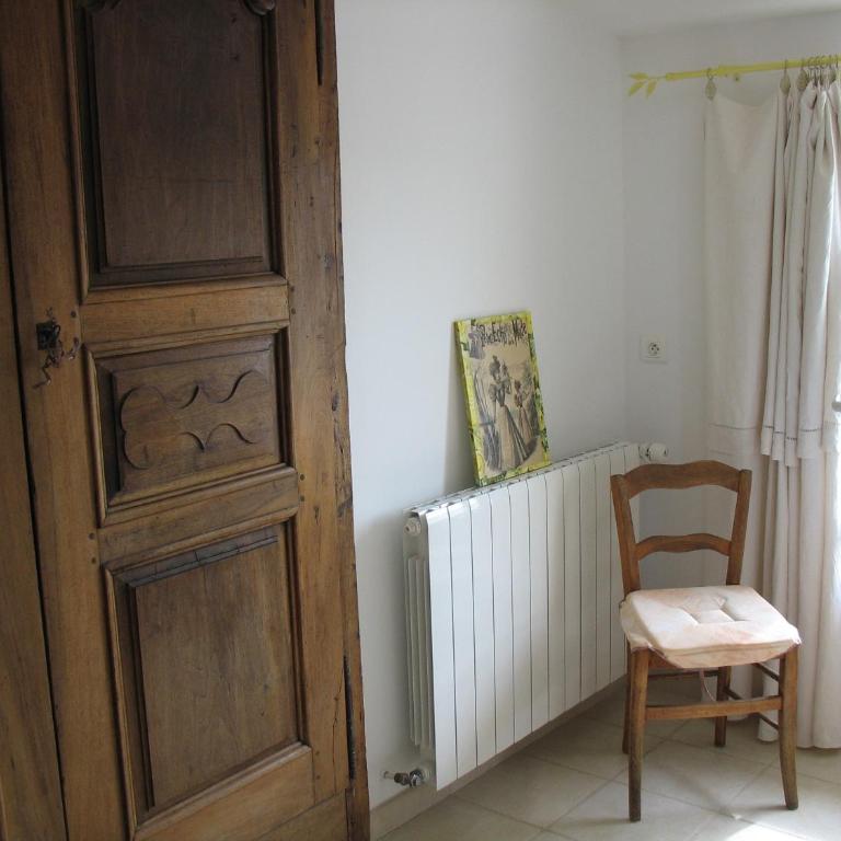 B&B La Cigaline - Chambre Double - Vue sur Jardin - 11