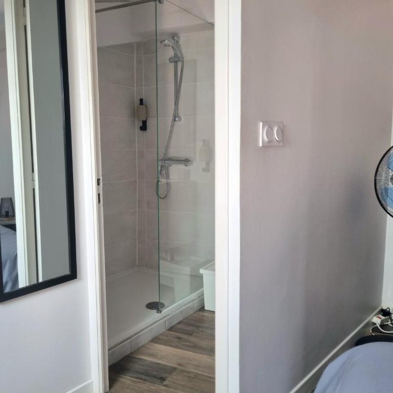 Joli studio en plein centre historique - Appartement 1 Chambre - 13