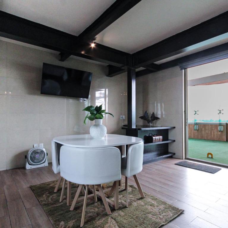 Luxury Rooftop SuiteB - Loft - 7