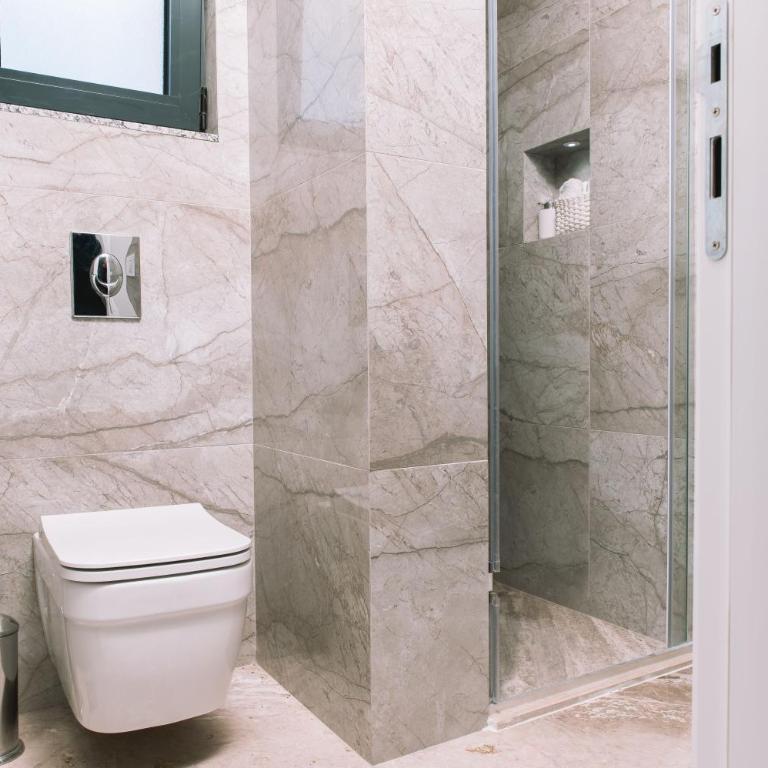 Apartments Moon White Lux - Two-Bedroom Apartment - 11