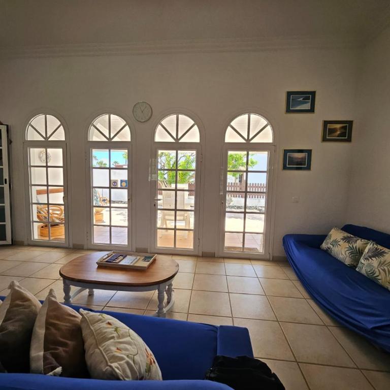 Villa Leon - Three-Bedroom House - 9