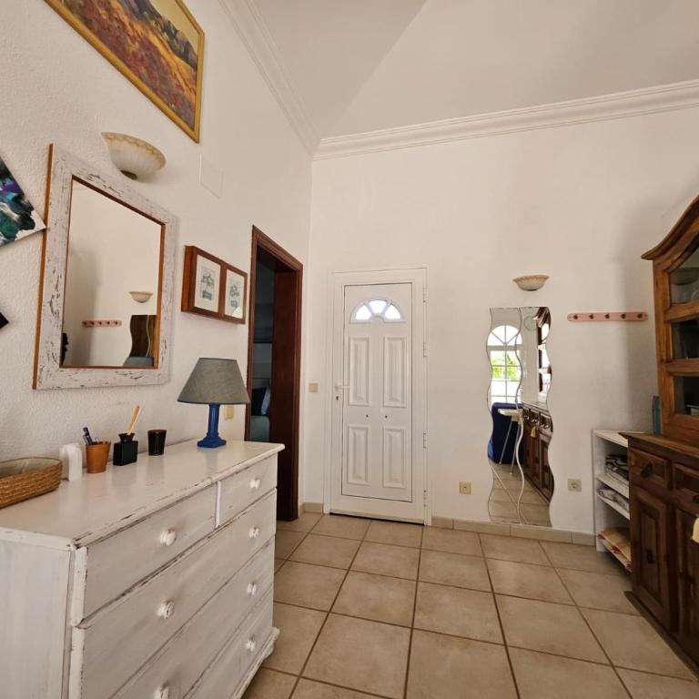 Villa Leon - Three-Bedroom House - 6