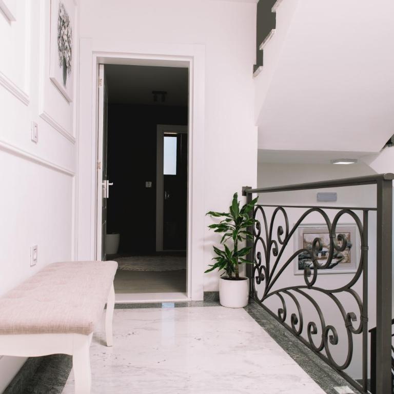 Apartments Moon White Lux - Studio Apartment - 24