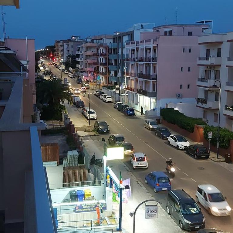 Vista Panoramica - Appartamento con 3 Camere da Letto - 60