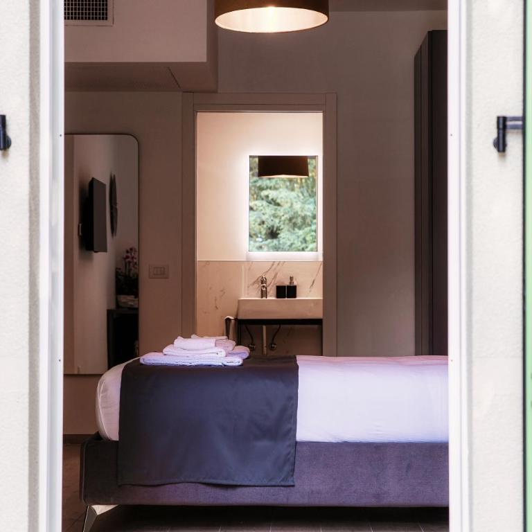 Hotel Ristorante La Vignetta Cernobbio - Suite Queen con Vasca Idromassaggio - 12
