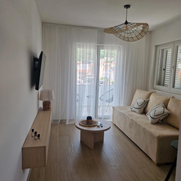 Sea Point II Apart hotel Tivat - One-Bedroom Apartment - 4