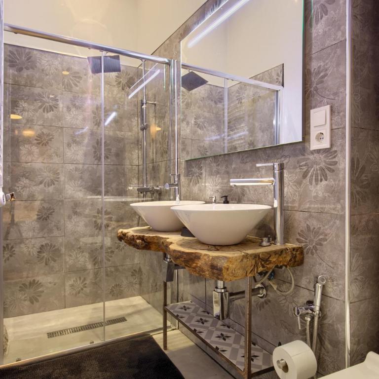 Espectaculares apartamentos centro Madrid - Two-Bedroom Apartment - 4