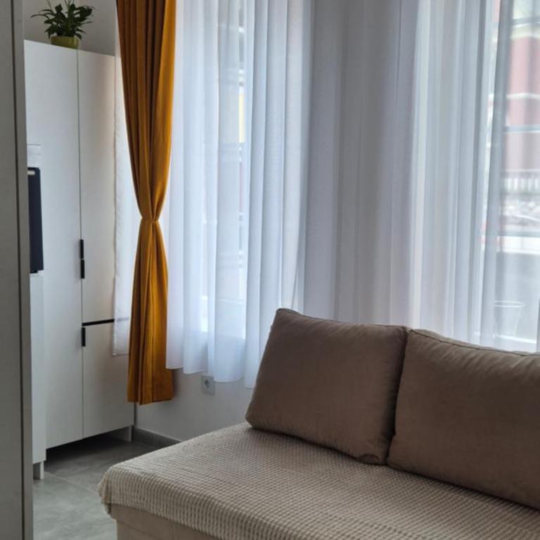 Studio apartment Postcard with free parking - Apartman sa 1 Spavaćom Sobom - 2