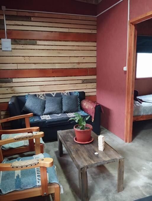 Cabaña Choroy dentro del pueblo, cercano a playas - Casa de 3 dormitorios - 24