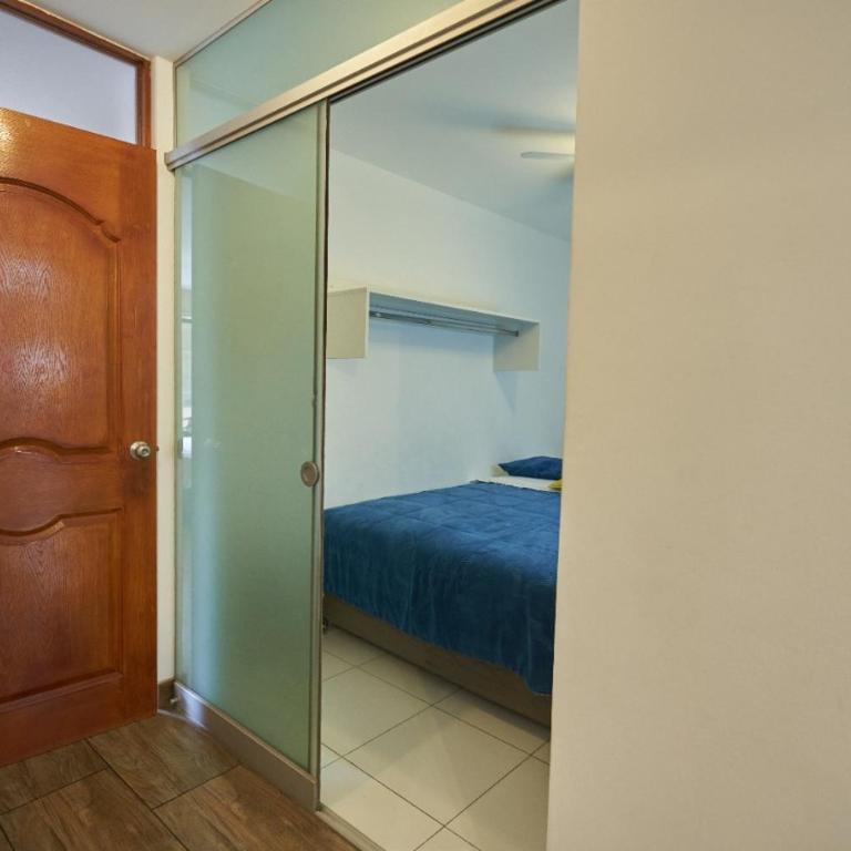 Hermoso Departamento Familiar - Three-Bedroom Apartment - 1