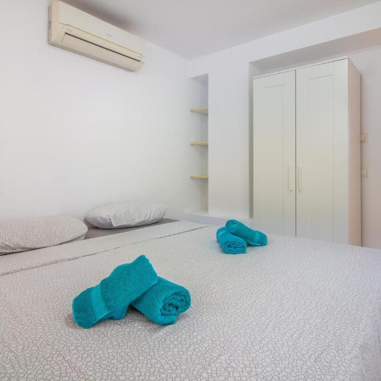 Gorgeous Home In Gran Alacant - Six-Bedroom Holiday Home - 21