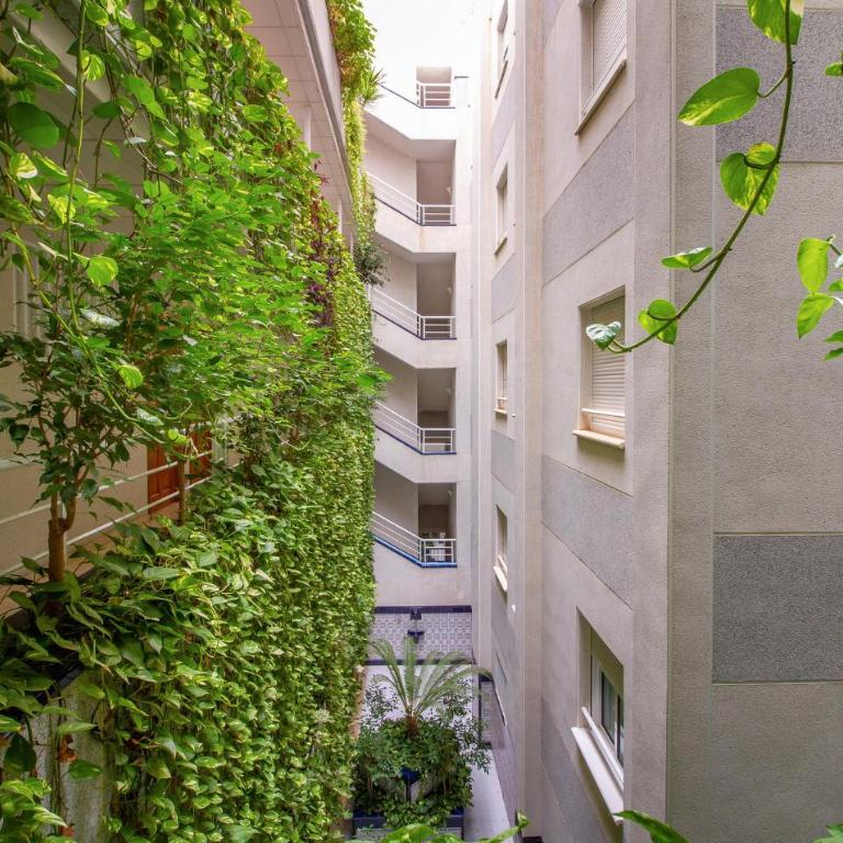 Stunning Apartment In Torrevieja - Apartamento de 2 dormitorios - 9
