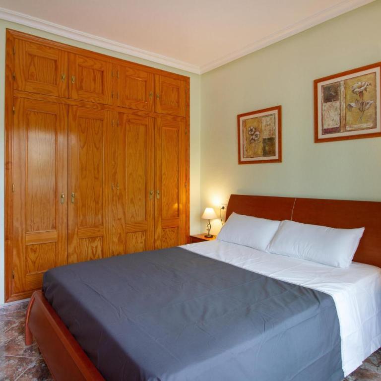 Stunning Apartment In Torrevieja - Apartamento de 2 dormitorios - 13