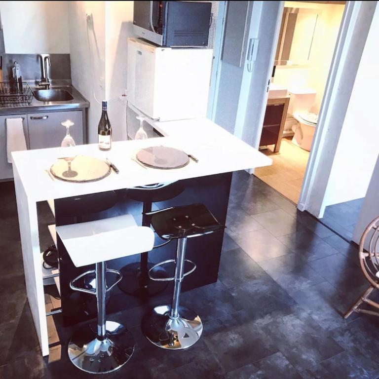 Charmant T2 Rennes Gare Parking Privé ! - Apartamento de 1 dormitorio - 1
