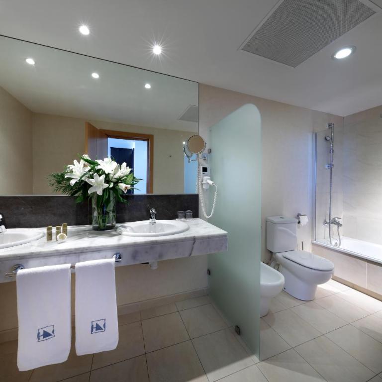 Eurostars Zaragoza - Double or Twin Room - 4
