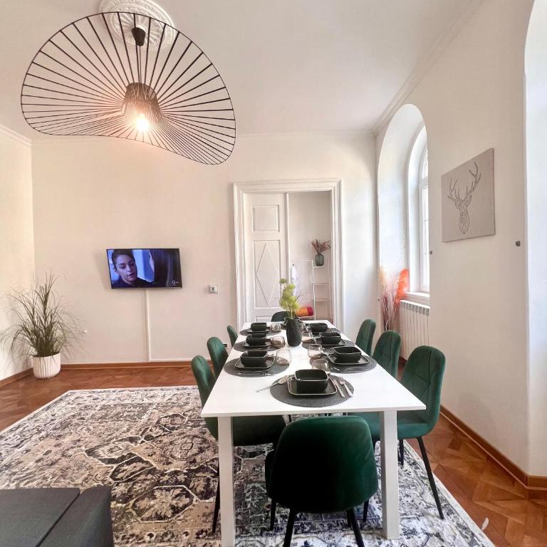 Suite Mitteleuropa private parking - Appartamento con 3 Camere da Letto - 45