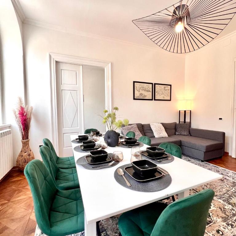 Suite Mitteleuropa private parking - Appartamento con 3 Camere da Letto - 50