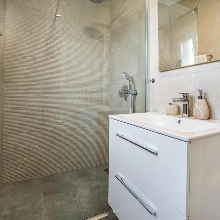 Villa Linz - Apartman sa 1 Spavaćom Sobom - 2