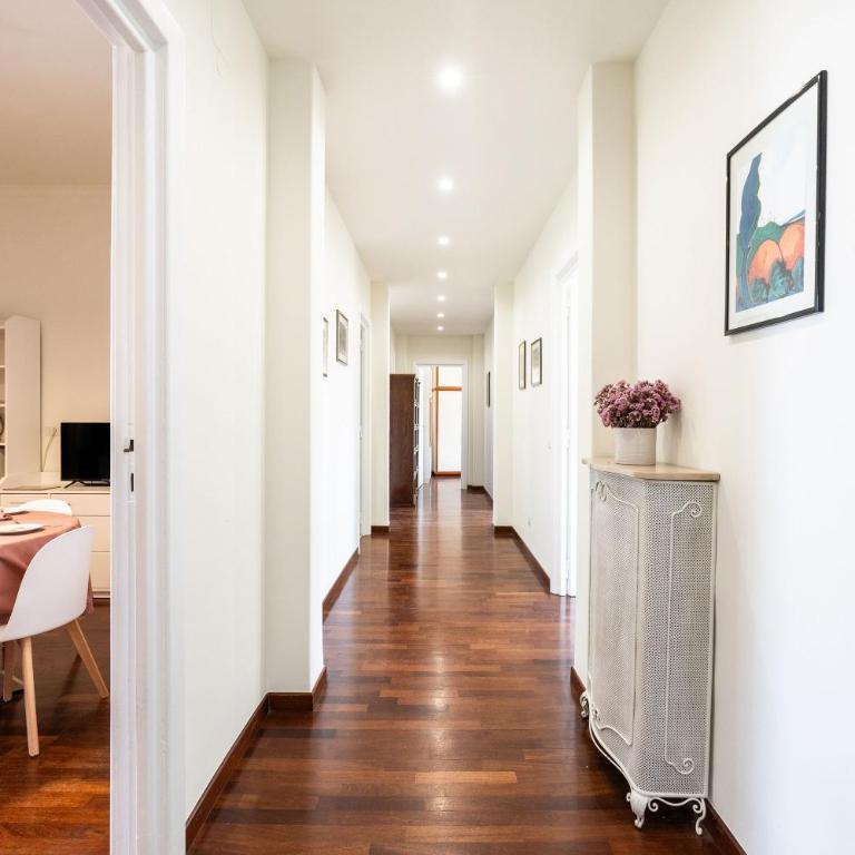 Casa La Luna by BarbarHouse - Three-Bedroom Apartment - 11