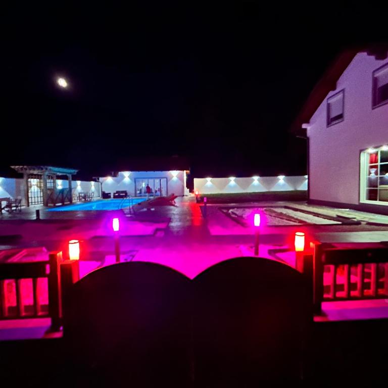 Romantic Lodge -Private Swimm-Spa - Vila - 11