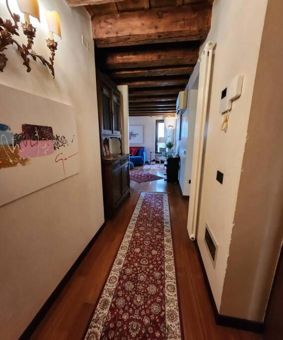 Juliets Bed Art Verona - One-Bedroom Apartment - 65