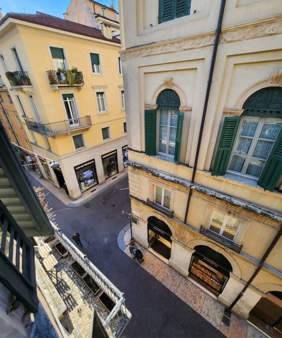 Juliets Bed Art Verona - One-Bedroom Apartment - 63