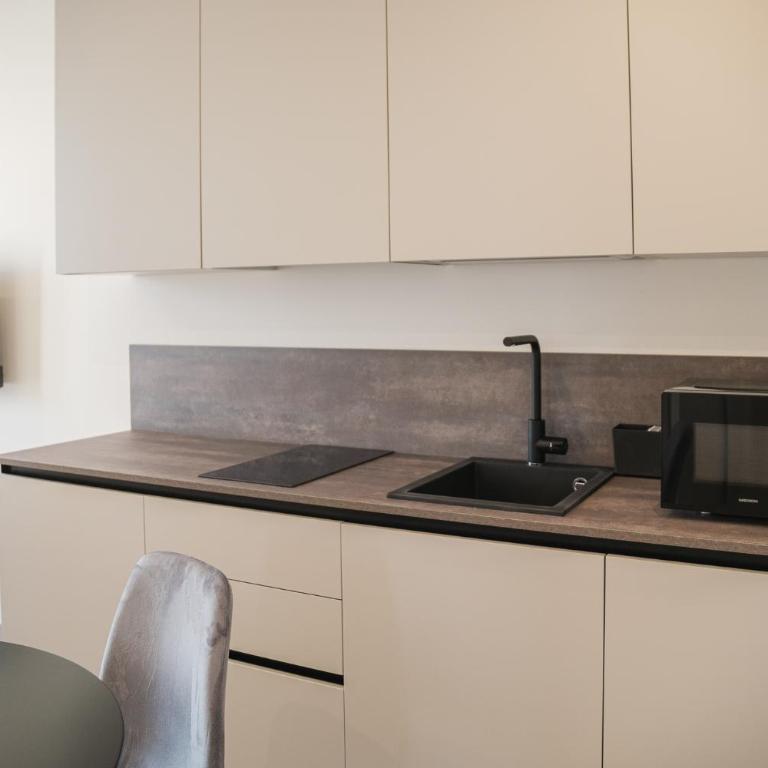 Residence Goldoni 6 Suite Apartment - Appartamento Classic - 11