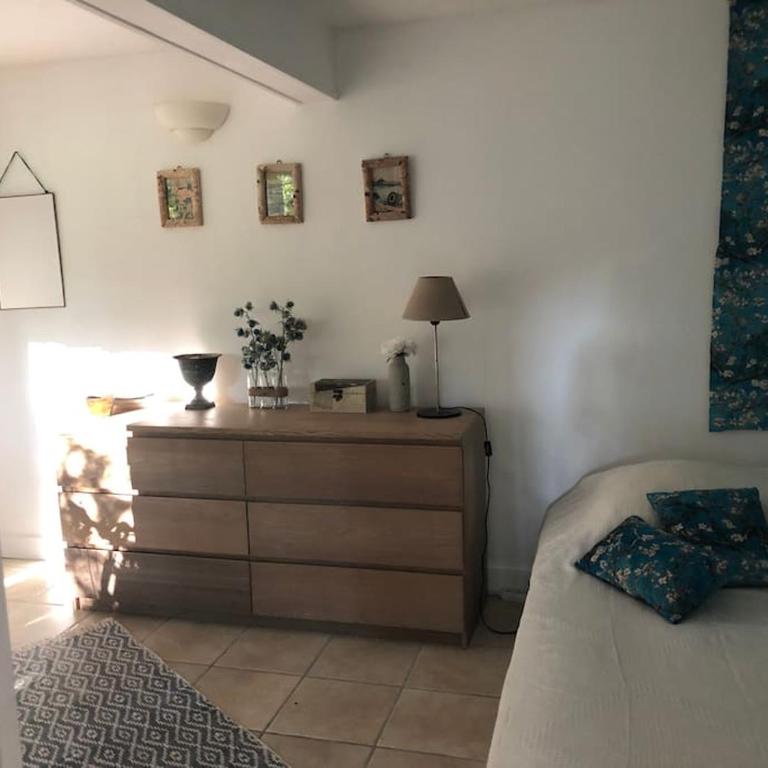 Charmante Villa en bois sur pilotis - Villa - 15