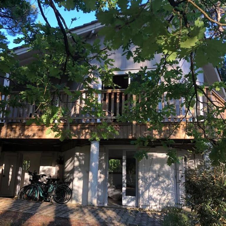 Charmante Villa en bois sur pilotis - Villa - 21