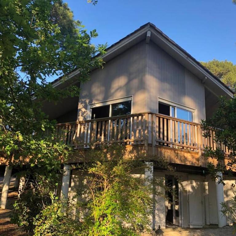 Charmante Villa en bois sur pilotis - Villa - 27