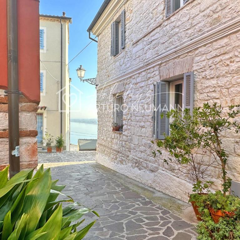 124 - Deliziosa casa cielo-terra a Numana in centro storico, con splendida vista sul mare - SPIAGGIA WHITE BEACH CLUB OMAGGIO dal lun al ven FINO AL 02-08 - Casa con 2 Camere da Letto - 1