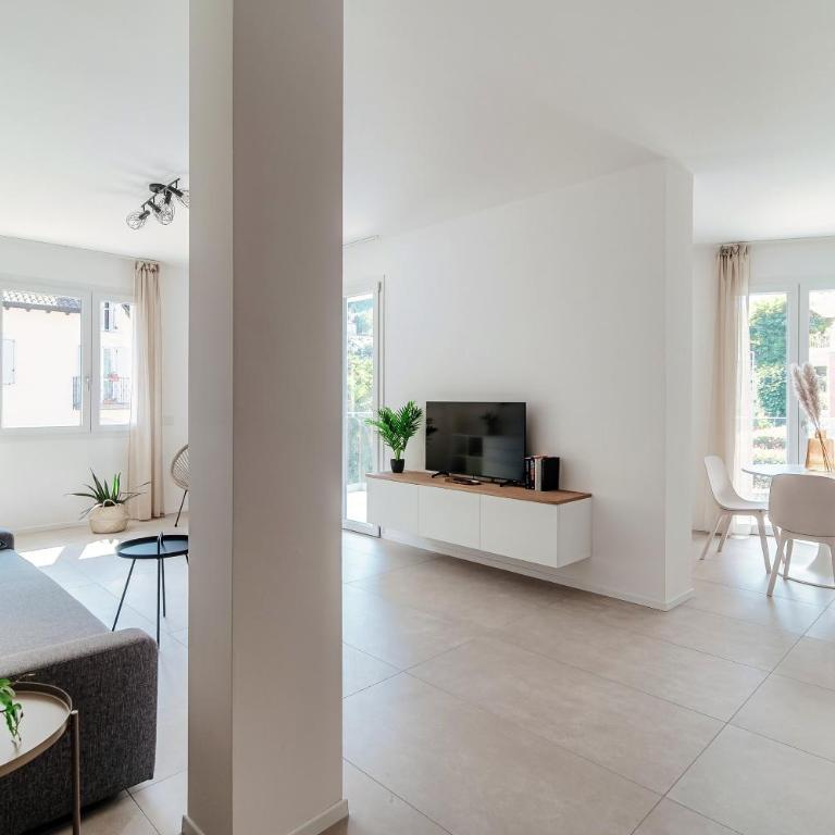 Lario Suite Apartments by Quokka 360 - With Parking Close To Como City - Appartamento Deluxe con 2 Camere da Letto - 10