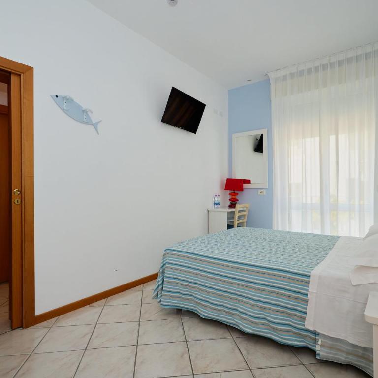 Hotel Acquario - Camera Familiare Deluxe - 23