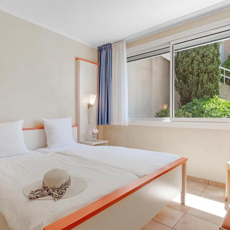 Résidence les Tourelles - Appartement 2 Chambres avec Balcon (2 Adultes) - 7