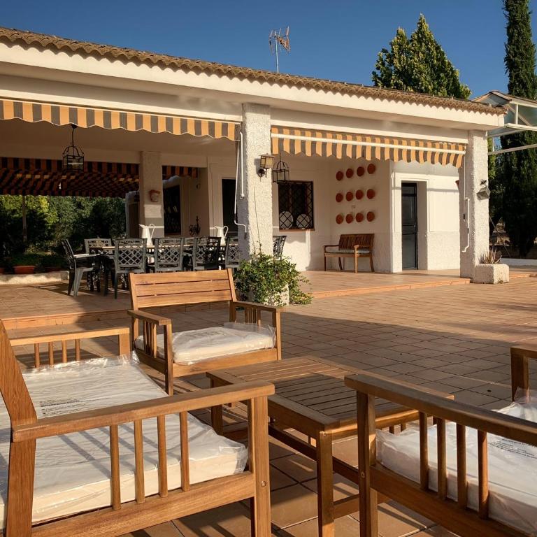 Syvyle - Three-Bedroom House - 4