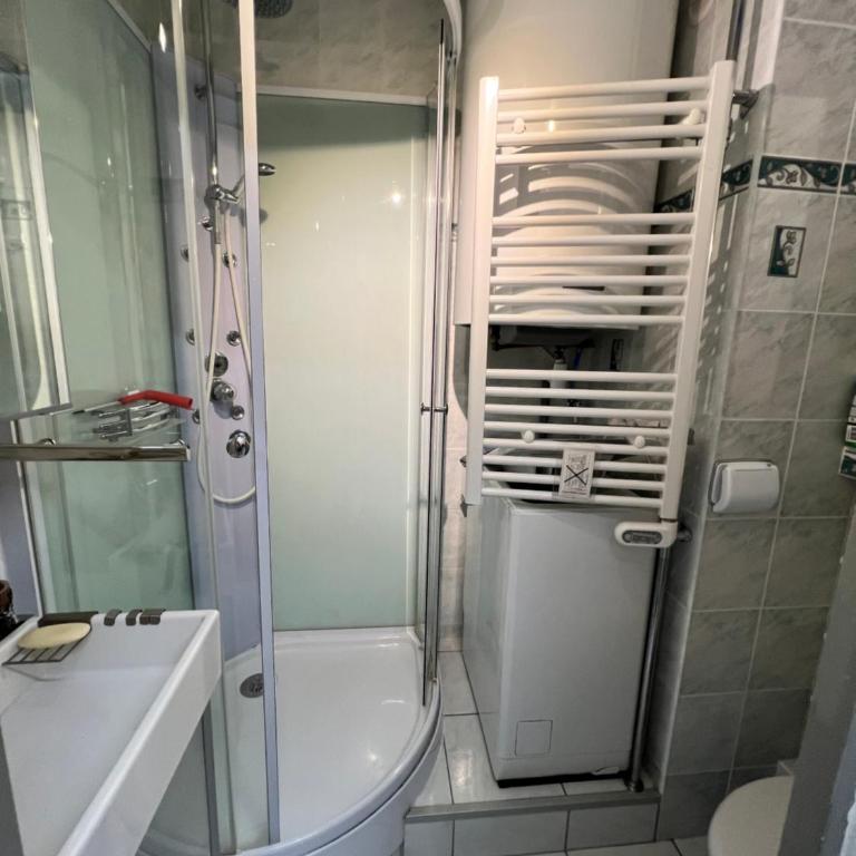 Appartement Superdevoluy T2 6 pers Les Issarts aux pieds des pistes orientation Sud - Appartement 1 Chambre - 11