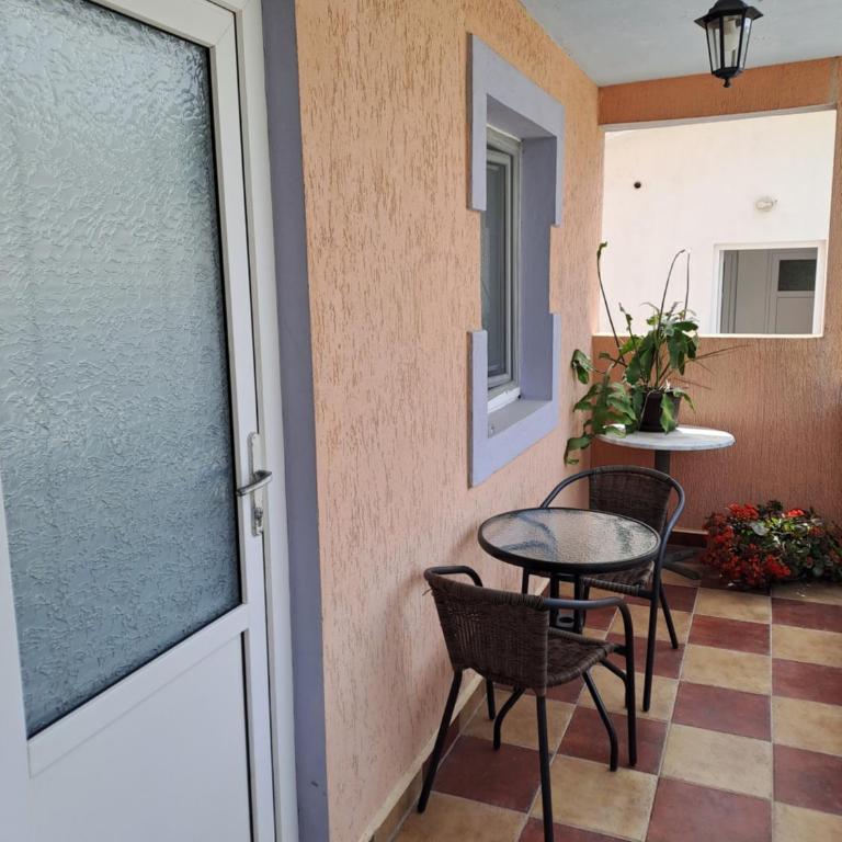 Apartments Lazarević Sutomore - Dvokrevetna Soba sa Zasebnim Krevetima - 1
