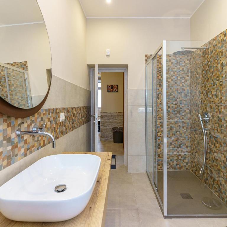 Roomy - One-Bedroom Apartment - 20
