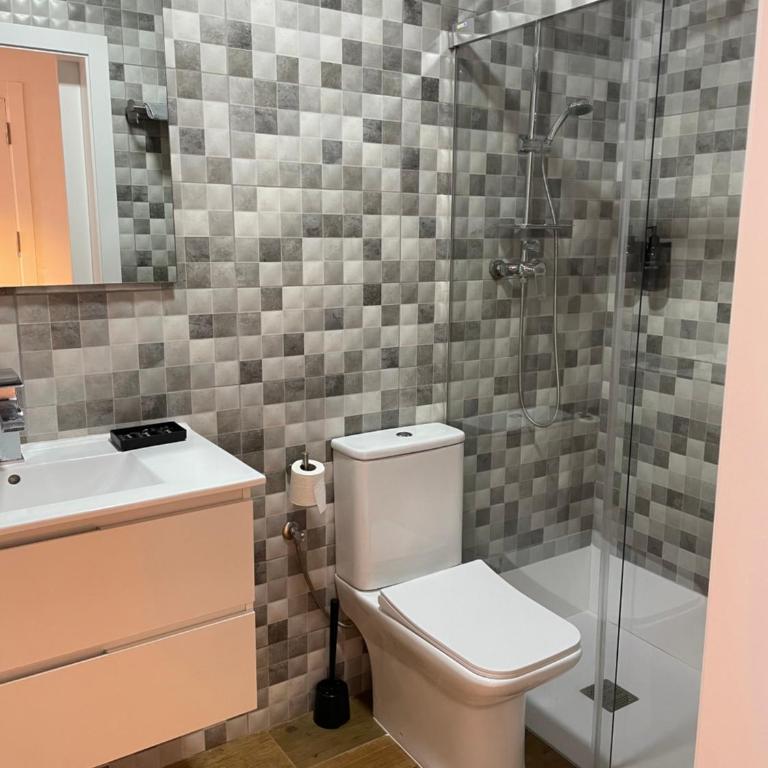 El Escondido de Zahara - Quadruple Room with Private Bathroom - 6