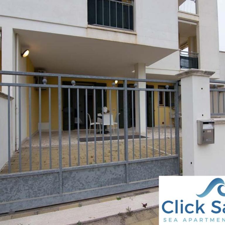 Rosmini Apartment - parcheggio-veranda - Baia Verde - Lido - by Click Salento - Casa con 1 Camera da Letto - 2
