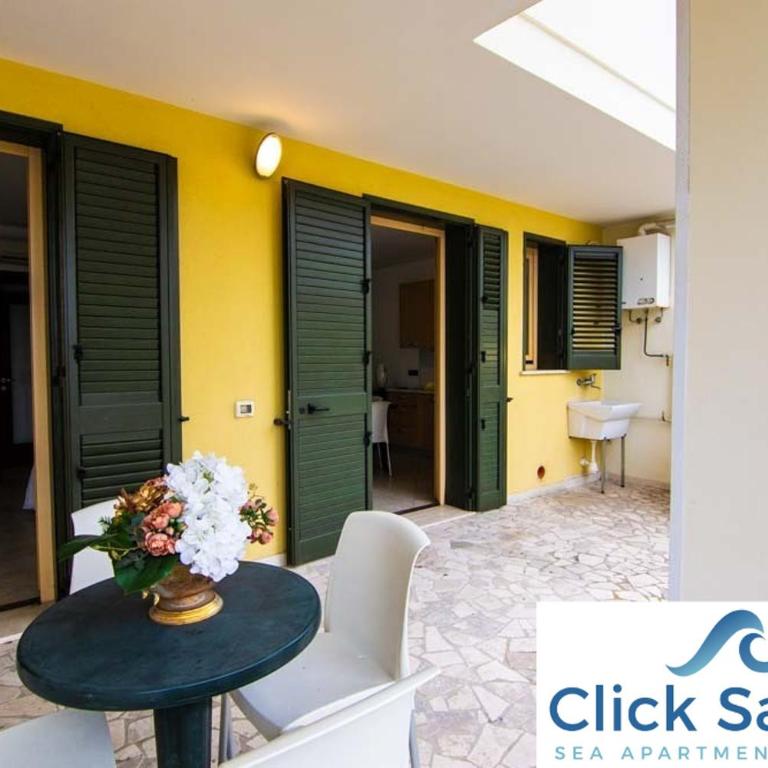 Rosmini Apartment - parcheggio-veranda - Baia Verde - Lido - by Click Salento - Casa con 1 Camera da Letto - 1