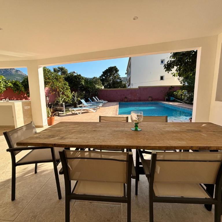 Résidence ANTONIA Appartements avec piscine commune - centre ville Calvi - Apartamento de 3 dormitorios - 3